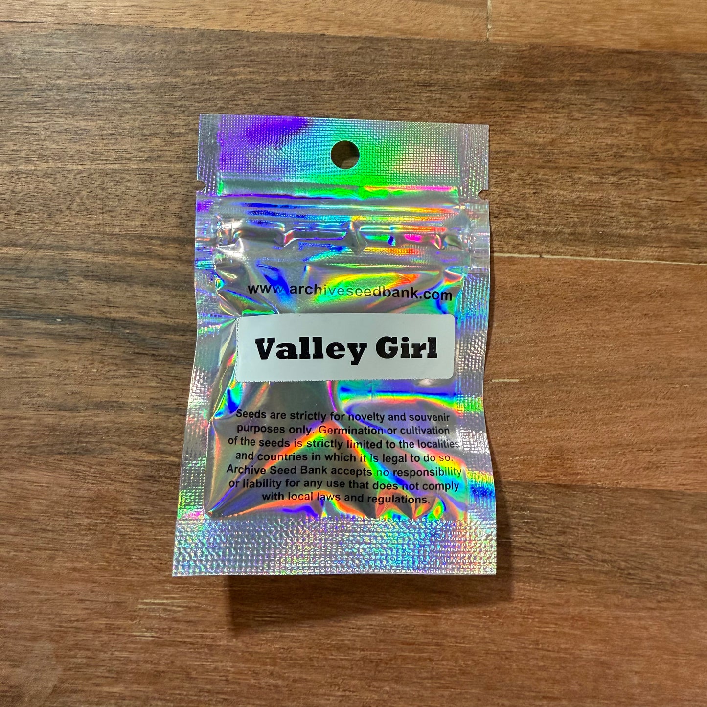 Single Auction 10 - Valley Girl