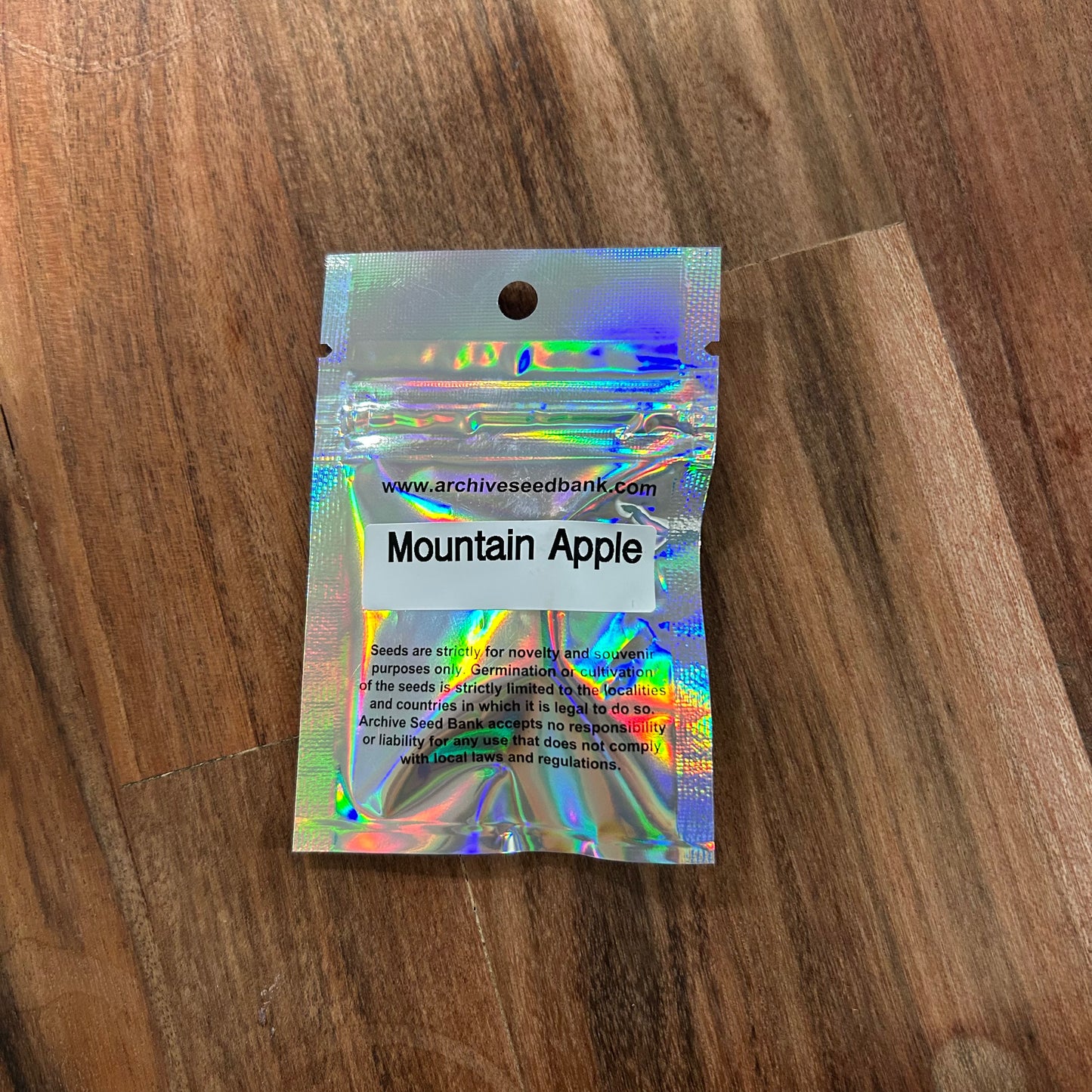 Single Auction 24 - Mountain Apple